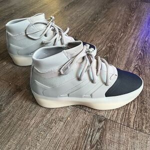 Men's Fear of God Casual Sneakers in Light Gray and Black
